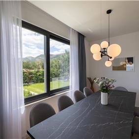 5 bedroom villa with pool near Split, sleeps 9